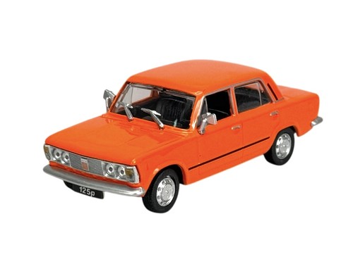 Polski fiat 125p orange - fiat,